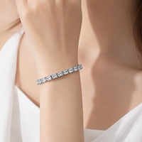 Offre Spéciale – Bracelet Tennis Unisexe en Acier Inoxydable Plaqué Rhodium avec Zircons Géométriques, Sertissage Griffe, Style Luxe Tendance – Idéal Cadeau