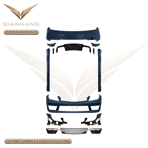 Nouveau kit carrosserie complet style <span class=keywords><strong>C63</strong></span> <span class=keywords><strong>AMG</strong></span> W204 LCI en PP, pare-chocs avant/arrière, capot, jupes latérales, conversion extérieure pour Classe C 2012-2014 - Product Image 1