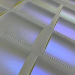 กระจกออปติคอล UV 365nm แผ่นสะท้อนแสง ขัดเงาแบบเรียบ เคลือบแข็ง สะท้อนแสงแบบโค้ง  ความสะท้อนแสงสูง  ความโปร่งแสงสูง - Product Image 3