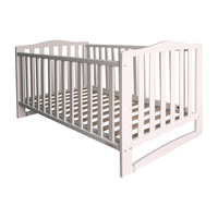 Qingtai Modernes Design Umweltfreundliches Sicheres Multifunktionales Umwandelbares Quadratisches Kleinkind-Schlafbett Schaukel Wiege Solides Weißes Kinderbett