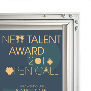 Vente en gros <span class=keywords><strong>bon</strong></span> <span class=keywords><strong>prix</strong></span> tableau d'affichage 45mm en aluminium panneau à épingle en feutre boîtier d'affichage verrouillable vitrine publique avec clé - Product Image 5