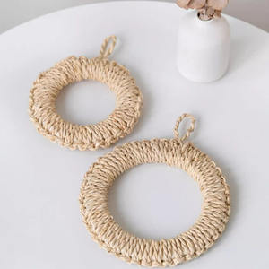 Sets de table ronds tressés en écorce de maïs, écologiques, durables, classiques, naturels et rustiques, personnalisables - Product Image 6