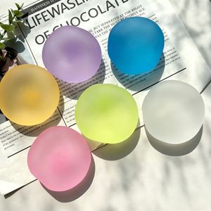 Boules Façonnables à l'Huile de Coco, Jouet Anti-Stress à Presser en Vaseline, Boule de Décompression et de Ventilation - Product Image 1