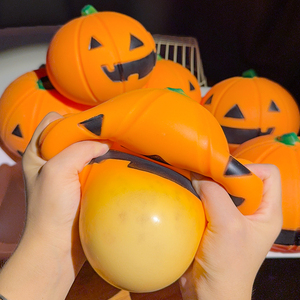 Juguete Antiestrés de Calabaza Extra Grande para Halloween, Diseño de Rebote Lento, para Mayores de 14 Años, Venta Directa de Fábrica - Product Image 3
