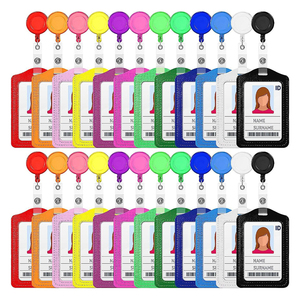 <span class=keywords><strong>Porte</strong></span>-<span class=keywords><strong>Badge</strong></span> Rétractable Meilleures Ventes pour Infirmière et Médecin <span class=keywords><strong>avec</strong></span> Étui pour Carte de Visite Outil Médical Tendance Pince pour <span class=keywords><strong>Badge</strong></span> d'Identification et Housse pour Carte de Crédit - Product Image 1