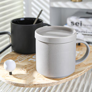 Tasse en céramique minimaliste moderne nordique avec couvercle, ensemble de tasses créatives glaçage mat pour hôtel et Restaurant - Product Image 2