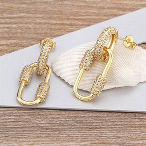 Pendientes de tuerca de moissanita VVS GRA de corte redondo con diseño de cola de pez de líneas simples, rellenos de oro de 14K, joyería de uso diario para mujer - Product Image 4