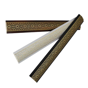 Matériaux de décoration intérieure modernes, revêtement mural en composite <span class=keywords><strong>bois</strong></span>-plastique ignifuge, plinthes décoratives en PS, moulures - Product Image 1