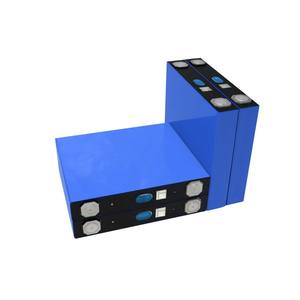 แบตเตอรี่ลิเธียมเกรด A 3.2v 125ah ความจุสูง แบบแท่งปริซึม ชาร์จได้ ใช้สำหรับรถยนต์ไฟฟ้าและแบตเตอรี่สำรองพลังงานแสงอาทิตย์ - Product Image 3