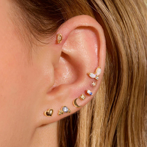 Pendientes de Plata de Ley 925 con Forma de Corazón y Mariposa, Estilo Clásico Vintage de CANNER, con Diamantes y Ópalo Hechos a Mano para Mujer - Product Image 5