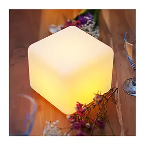 Small LED RGB Cubo Lampe De Tablelamp Battery Lamp For Hotel Restaurant