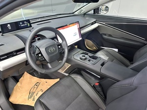 Toyota BZ5 630 MAX Édition Conduite Intelligente EV Automatique 2025 – Véhicule d'occasion - Product Image 5