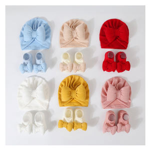 Conjunto <span class=keywords><strong>de</strong></span> Gorro y Calcetines <span class=keywords><strong>de</strong></span> Algodón Acanalado <span class=keywords><strong>para</strong></span> Bebé al por Mayor, Lazos Grandes <span class=keywords><strong>para</strong></span> el Cabello, <span class=keywords><strong>Turbante</strong></span>, Gorro y Calcetines <span class=keywords><strong>para</strong></span> Recién Nacidos <span class=keywords><strong>de</strong></span> 0 a 12 <span class=keywords><strong>Meses</strong></span> - Product Image 1