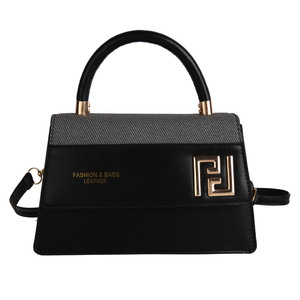 Bolso Tote Retro de PU de Gran Capacidad para Mujer, Otoño-Invierno, de Alta Gama, con Cadena y Cierre de Cremallera, para Uso Diario - Product Image 1