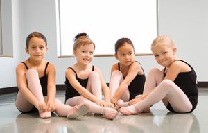 Pantimedias de Punto Beige con Diseño de Estribo para Mujeres de Escuelas de Danza - Product Image 6