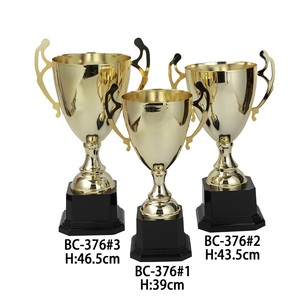 Offre Spéciale – Grand Trophée Doré en Métal, Coupe Personnalisée pour Vainqueurs, Médailles Sportives, Souvenir, Trophée de Football – Vente en Gros - Product Image 3