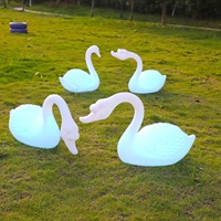 Éclairage d'ambiance de Noël pour jardins, pelouses et animaux simulés, lumière de cygne solaire à LED étanche pour l'extérieur
