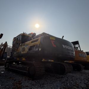 Excavatrice sur chenilles Volvo EC360 de 36 tonnes, robuste, avec moteur et pompe Volvo Penta - Product Image 3