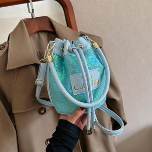 2025 Trendy New Design Custom Logo Cute Purse Ladies Shoulder Crossbody <strong>Sequined</strong> Bling Purse Small <strong>Handbags</strong> Women's Bucket Bags - Product Image 6