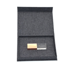 Boîte d'emballage en lin <span class=keywords><strong>pour</strong></span> micro présentation, clé usb, logo personnalisé 2.0 3.0, coffret cadeau <span class=keywords><strong>pour</strong></span> <span class=keywords><strong>photographe</strong></span>, vente en gros, économique - Product Image 1