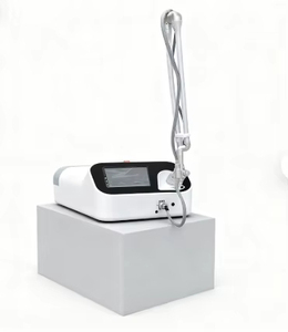เครื่องแกะสลัก 60w 80w เครื่องเลเซอร์ Co2 Fractional สำหรับรุ่นต่อต้านริ้วรอย กำจัดรอยแผลเป็น พร้อมโลโก้สั่งทำ - Product Image 1