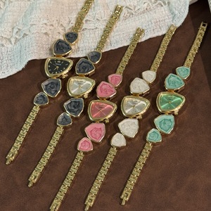 Nuovo Orologio da <span class=keywords><strong>Donna</strong></span> Elegante Retrò con Diamanti, Bracciali in Lega di Lusso di Alta Gamma per <span class=keywords><strong>Regali</strong></span> Romantici - Product Image 2