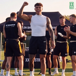 XX BEAST Canotta a Compressione Senza Maniche a Collo Alto, Asciugatura Rapida, Elasticizzata in 4 Direzioni, Antivento, Base Layer per Allenamento e Partite <span class=keywords><strong>di</strong></span> <span class=keywords><strong>Calcio</strong></span> - Product Image 5