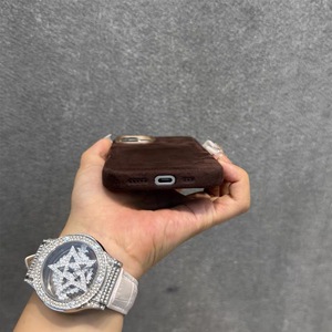 Funda de Alcantara para <span class=keywords><strong>iPhone</strong></span> 13 14 15 Plus 16 17 18 Pro Max, Textura de Gamuza, Funda de Cuero Magnética Personalizada Premium para Teléfono Móvil - Product Image 6