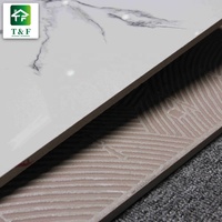 Carrelage de sol 60x60 imitation marbre blanc Bianco, carrelage de sol en porcelaine effet marbre de Carrare blanc