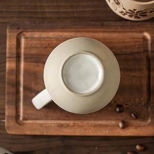 แก้วกาแฟเซรามิกสไตล์เรียบง่าย 250 มล. ผิวด้าน ลายดอกไม้ ทำด้วยมือ ดีไซน์มินิมอล สำหรับอาหารเช้าหรือเป็นของขวัญ - Product Image 3