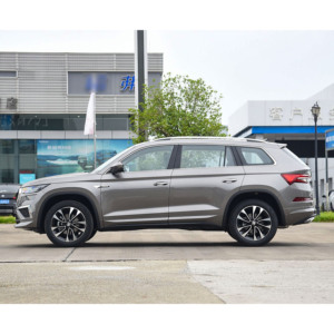 Nuovo Arrivo <span class=keywords><strong>Auto</strong></span>: <span class=keywords><strong>Skoda</strong></span> <span class=keywords><strong>Kodiaq</strong></span> 2025 Modello TSI 330 7 Posti Trazione Anteriore Edizione Lusso - Product Image 3