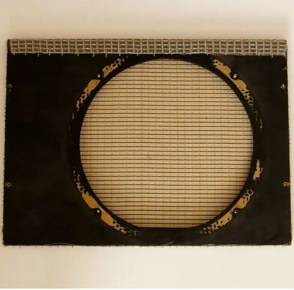 Orador placa de defletor com material de pano da grade de metal instalado guitar amplifier speaker grade pano