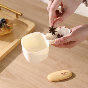 Lucky Measuring Spoon Set With Lid For Rice Flour Grain Kitchen Use - Product Image 3