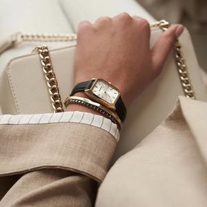 Montre à quartz pour femmes en acier inoxydable carré de luxe, bracelet en cuir véritable, résistante à l'eau 3BAR, services OEM/ODM personnalisés, tendance - Product Image 4