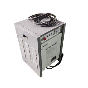 Cargador para Montacargas Eléctrico Doosan, 48V 50A, Trifásico 380V 60Hz, Base de Carga Industrial para Baterías de 365Ah - Product Image 3