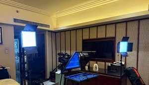 จอภาพแบบพลิกได้ขนาด 24 นิ้ว ยี่ห้อ Simar พร้อมระบบอ่านข้อความอัตโนมัติ สำหรับการสัมภาษณ์ ใช้ได้กับคอมพิวเตอร์หรือแล็ปท็อป - Product Image 3