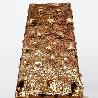 Bonne vente paillettes fleur tissu à paillettes tissus brodés dentelle de fleurs brodées pour robe de soirée