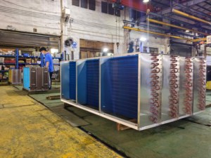 Condensador de tubo de cobre con aletas anticongelantes para unidades de tratamiento de aire (UTA) y soluciones de bobinas congeladas - Product Image 4