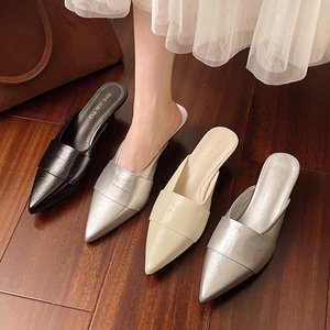 Pantuflas de tacón medio con punta para mujer, talla grande, estilo francés elegante, para verano, sin talón, tipo mule - Product Image 4