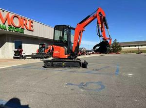 รถขุดขนาดเล็ก Kubota U27-4 มือสอง น้ำหนัก 2 ตัน ระบบไฮดรอลิก พร้อมหัวเจาะ - Product Image 6