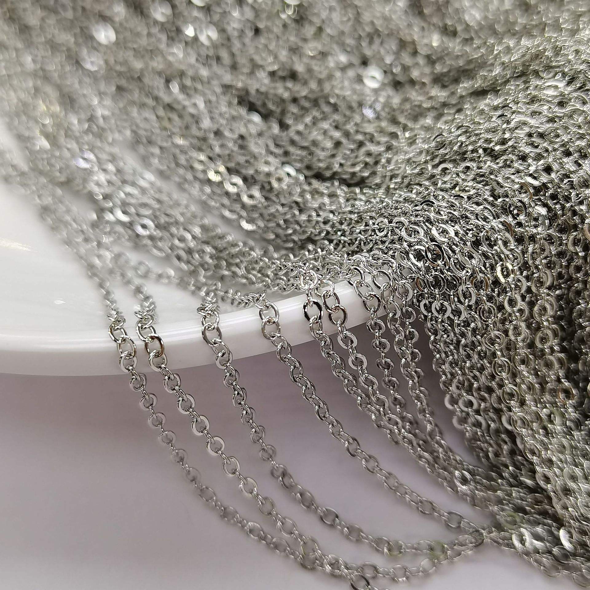 White gold color retention