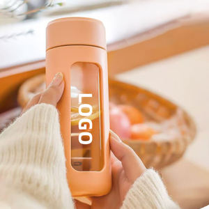 Bouteille d'eau en verre borosilicate haute personnalisé avec infuseur à thé écologique et pour le camping - Product Image 5