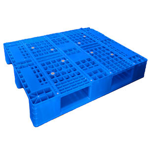 Paletas de plástico reutilizables estándar de HDPE industrial resistente para uso en estantes de vigas de almacén - Product Image 2