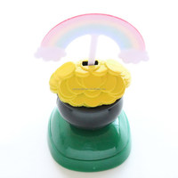 Vente en gros de jouets dansants à énergie solaire de décoration de voiture au design irlandais personnalisé