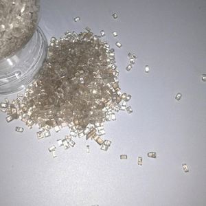 Films soufflés HBCS Premium utilisés avec une durabilité accrue et une résistance aux UV/à la chaleur, polyéthylène à faible densité 7042 LLDPE - Product Image 1