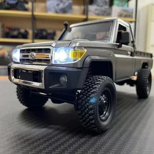 Coche RC a Escala 1/12 MN82 PRO 2.4G 4WD Todoterreno, Camioneta, Versión Mejorada MN-82 PRO, Faros Delanteros Controlables - Product Image 3