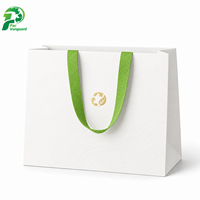 Luxury Clothing Gift Shopping Packaging Paper Bags Kraft Paper Retail Packing Pink White Craft Paper Hot Stamping Paperboard