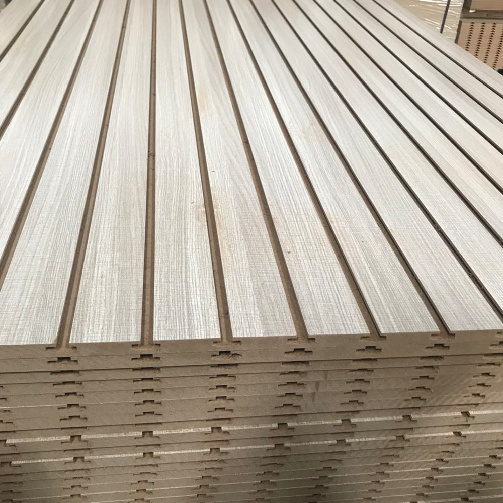 Produttore di pannelli in mdf melaminico con pannello in mdf grezzo spesso 18mm con un prezzo economico