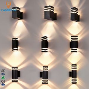 Водонепроницаемые наружные квадратные светильники - Product Image 1