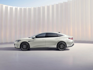 รถซีดาน4ประตู5ที่นั่ง2025 BYD 07 DM-I ขายดี70กม. รถยนต์อัจฉริยะ EV ที่มีพลังงานใหม่ - Product Image 3